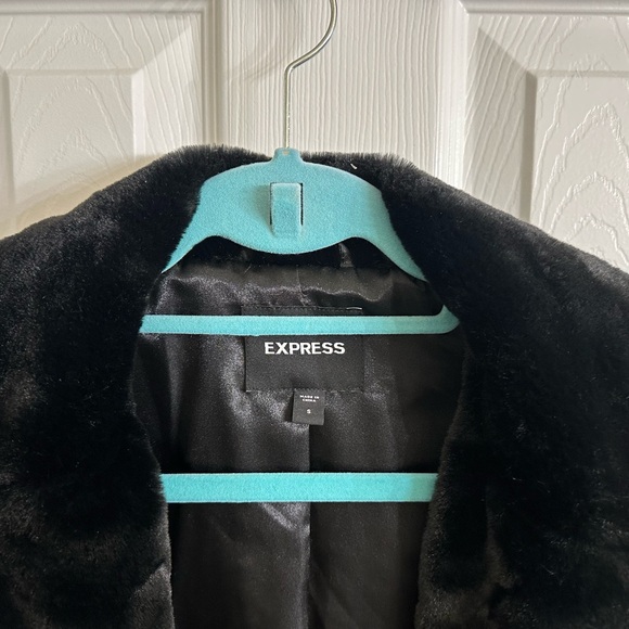 Express Women's Plush Black Faux Fur Jacket - Picture 2 of 4